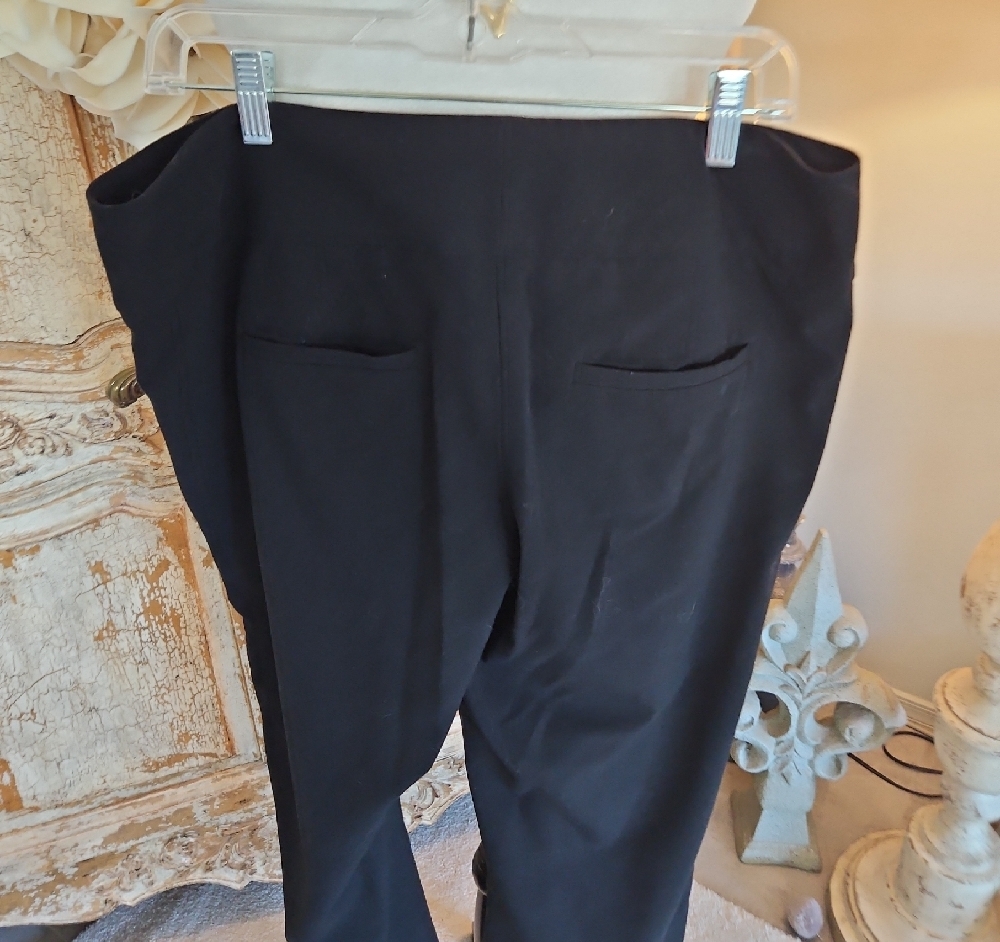torrid Black Wide-Leg Ponte Pants - Picture 6 of 8
